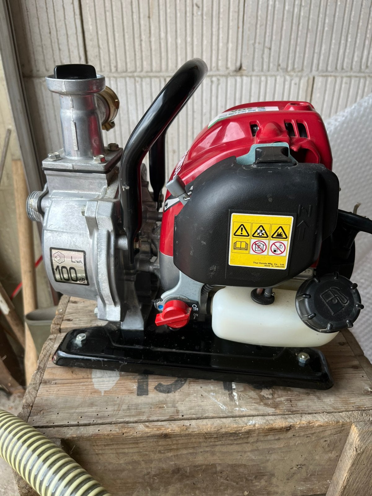 Waterpomp. Honda WX10T. 4 tackt, Ophalen, Zo goed als nieuw, Handmatig, Beregeningspomp