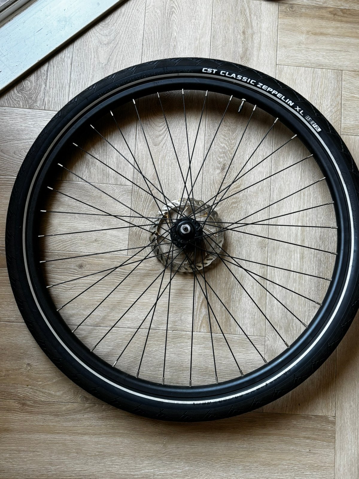 Original Tenways CGO800S front wheel / voorwiel, Ophalen, Zo goed als nieuw