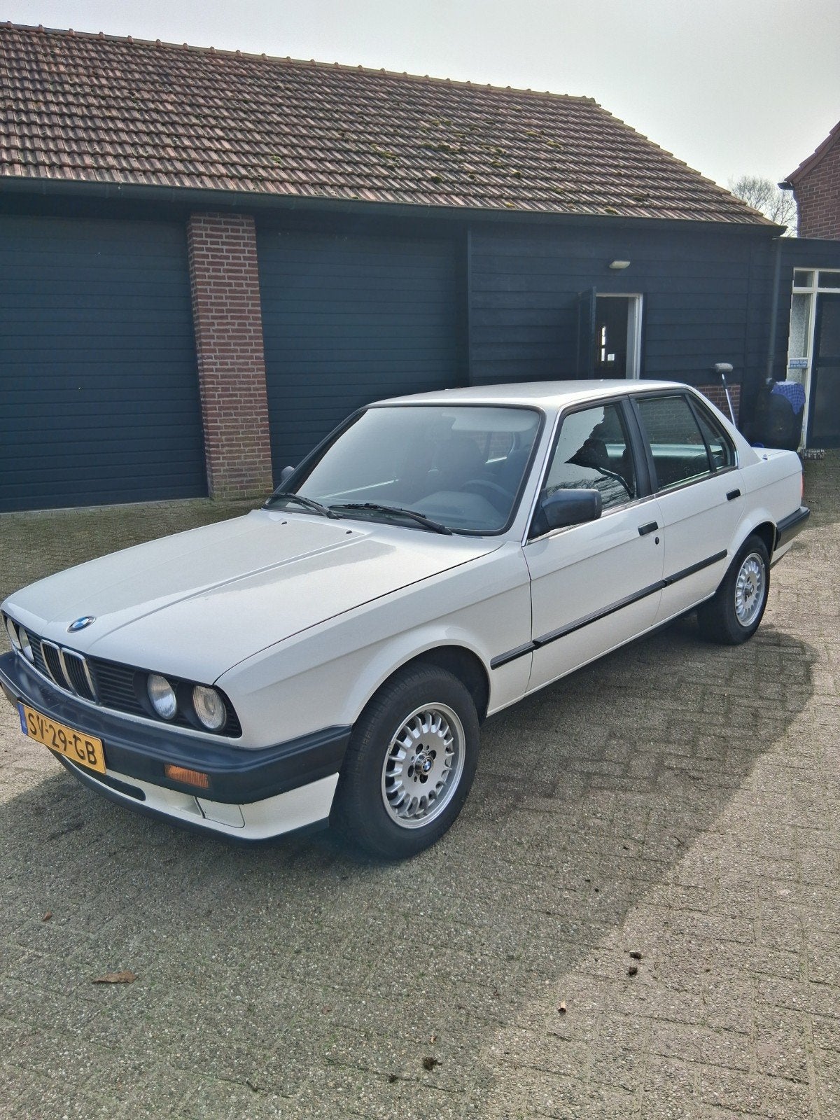 BMW 3-Serie 1.8 I 316 AUT K6 1988 Wit, Auto's, Automaat, Achterwielaandrijving, 4 cilinders, 100 pk