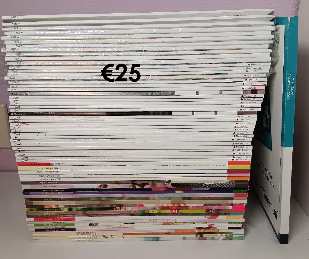 Mjamtaart tijdschriften in nieuwstaat, Ophalen of Verzenden, Zo goed als nieuw, Taarten, Boek of Tijdschrift