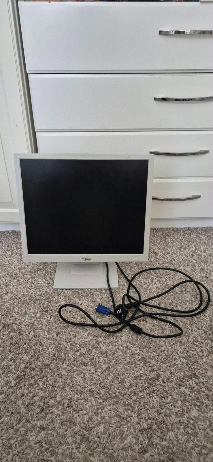 Fujitsu Siemens monitor - Wit - VGA aansluiting, Ophalen, Fujitsu Siemens, VGA, 60 Hz of minder