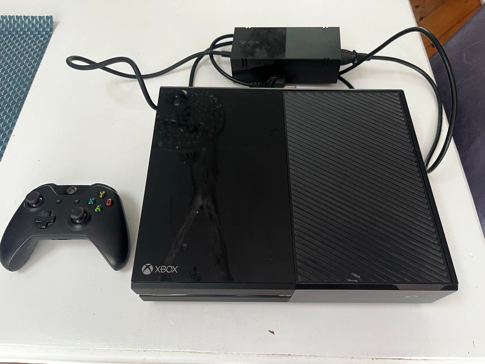 Xbox One console met controller en voeding, Xbox One, Ophalen of Verzenden, Met 1 controller, 500 GB