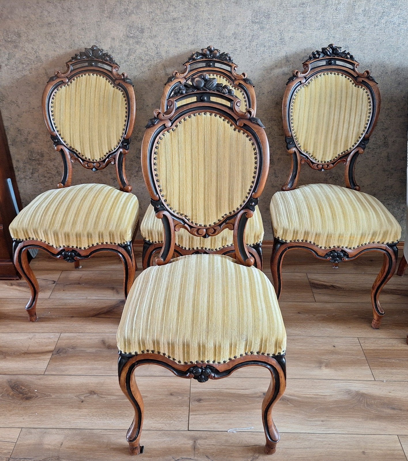 Set van 6 opnieuw beklede antieke stoelen, Ophalen of Verzenden
