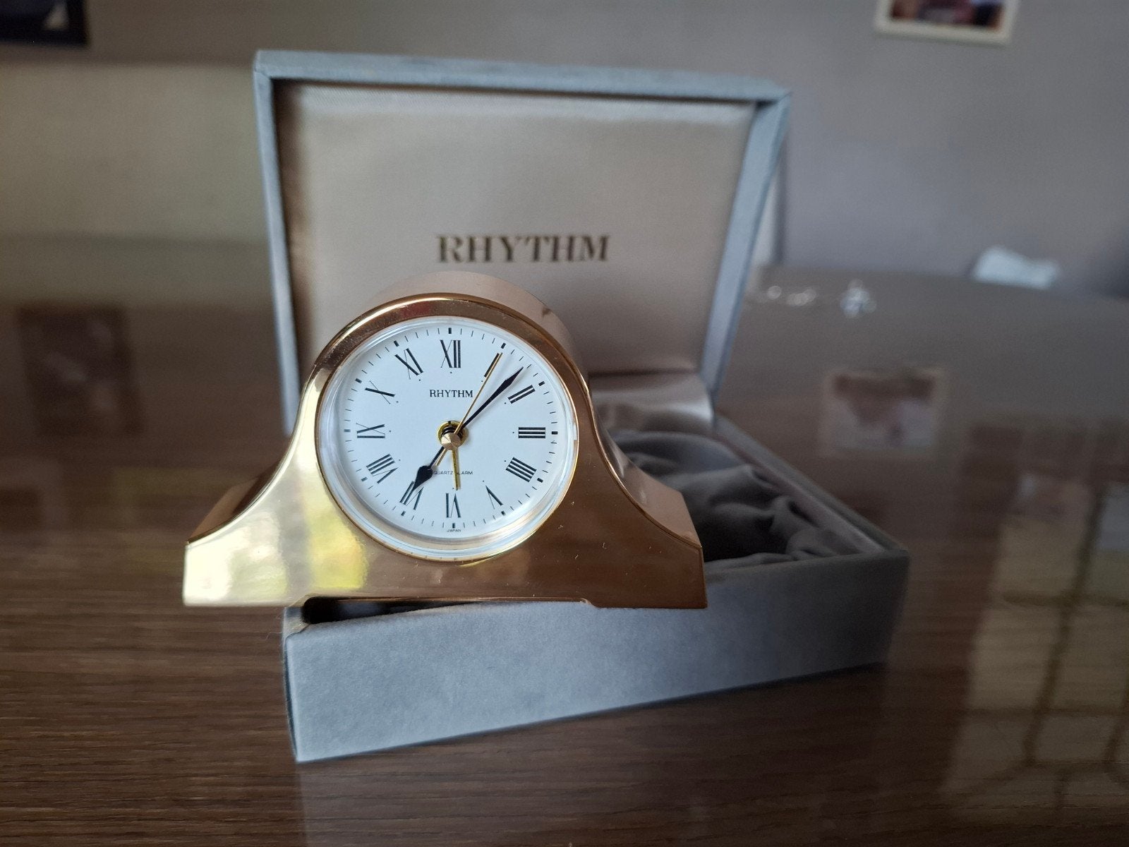 Rhythm tafelklokje in originele doos, Ophalen of Verzenden
