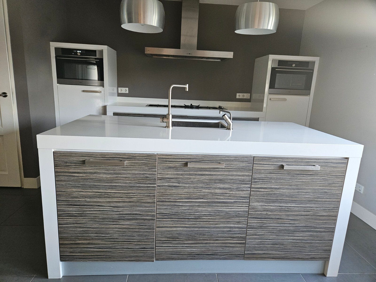 Moderne RVS Hanglamp - Perfect voor Keuken of Eetkamer, Ophalen, Zo goed als nieuw, Modern