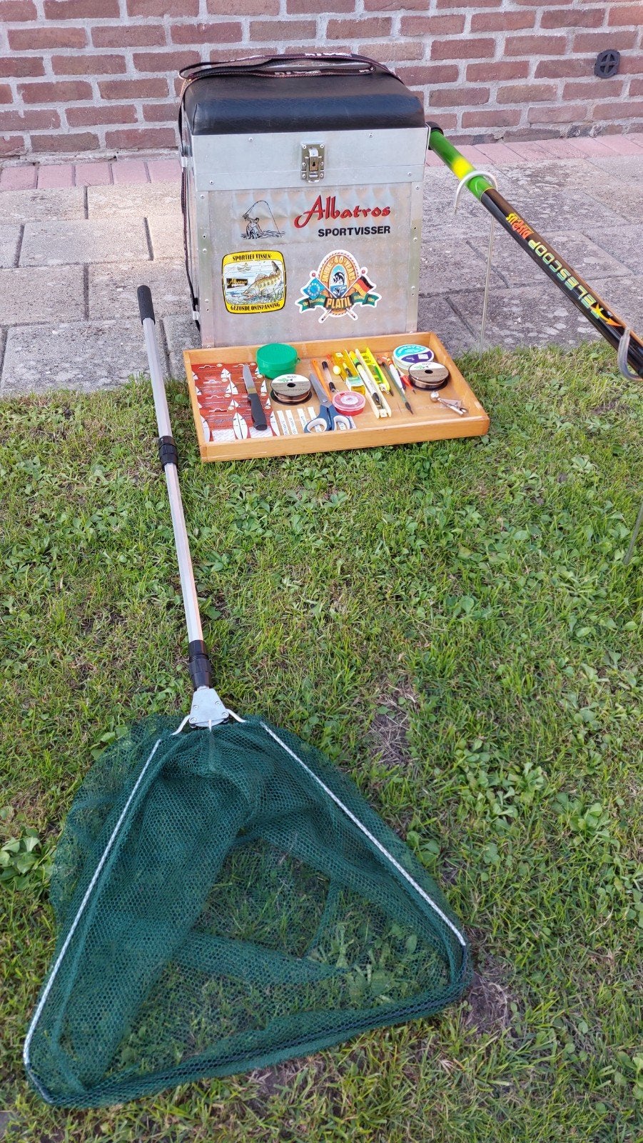 witvis set met veel nieuw kleinmatriaal, Watersport en Boten, Ophalen of Verzenden
