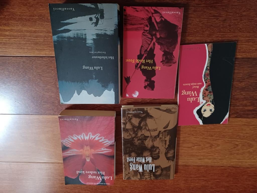 Lulu Wang Boekenpakket:Bekende Auteur 5x, Ophalen of Verzenden, Gelezen, Lulu Wang, Nederland