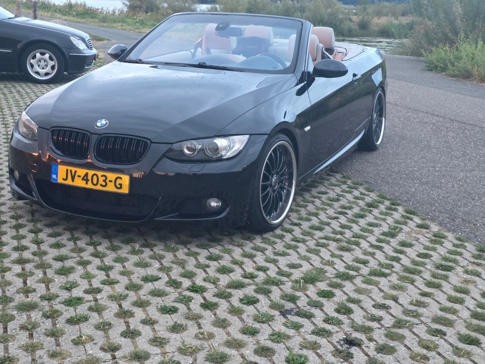 BMW 3-Serie 3.0 I 335 Cabrio AUT 2007 Zwart, Auto's, BMW, Automaat, Achterwielaandrijving, Cabriolet, 4 stoelen