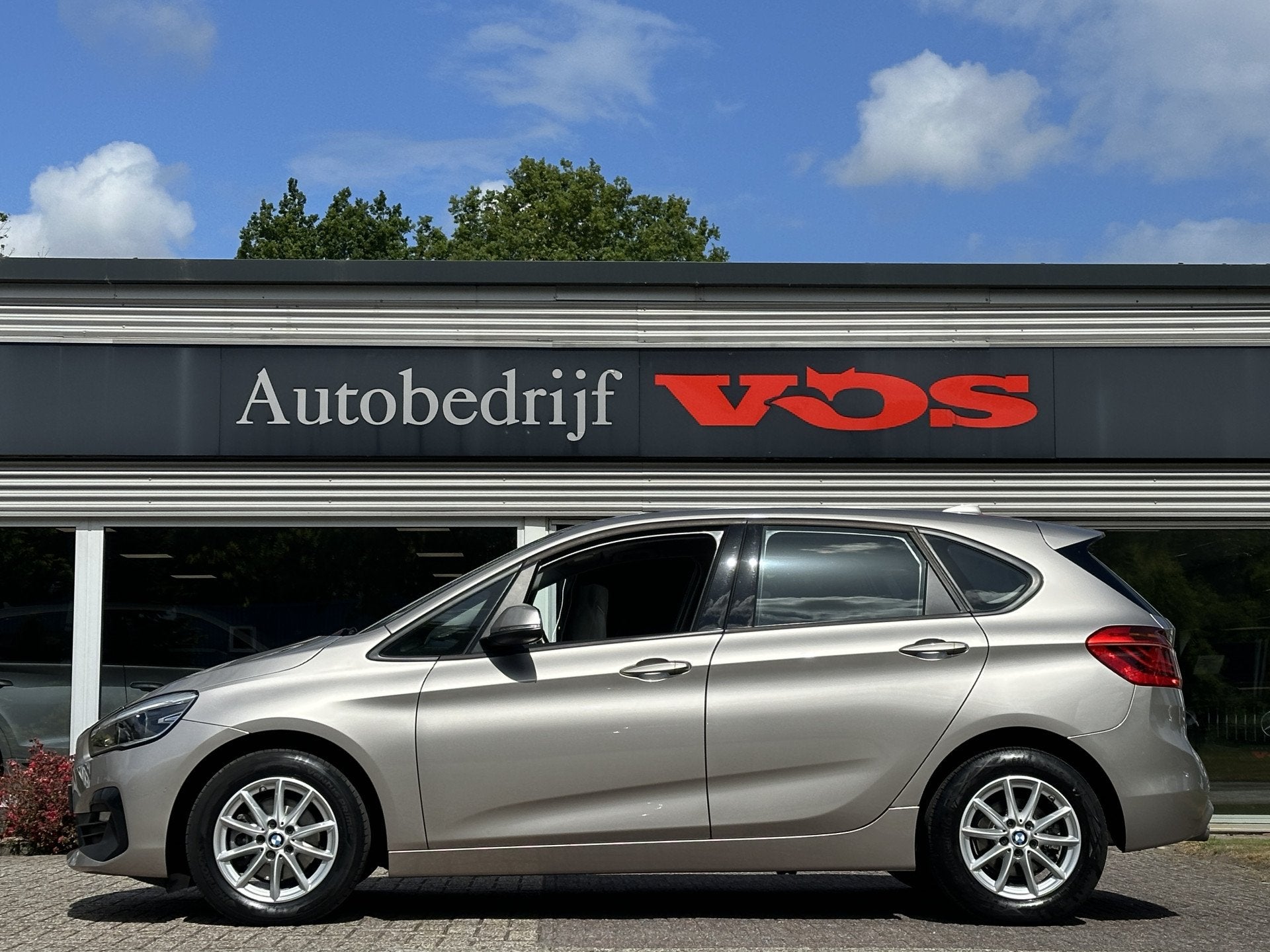 BMW 2 Serie Active Tourer 218i Business Edition | Navi Prof., Auto's, Gebruikt, Origineel Nederlands, 19 km/l, 3 cilinders