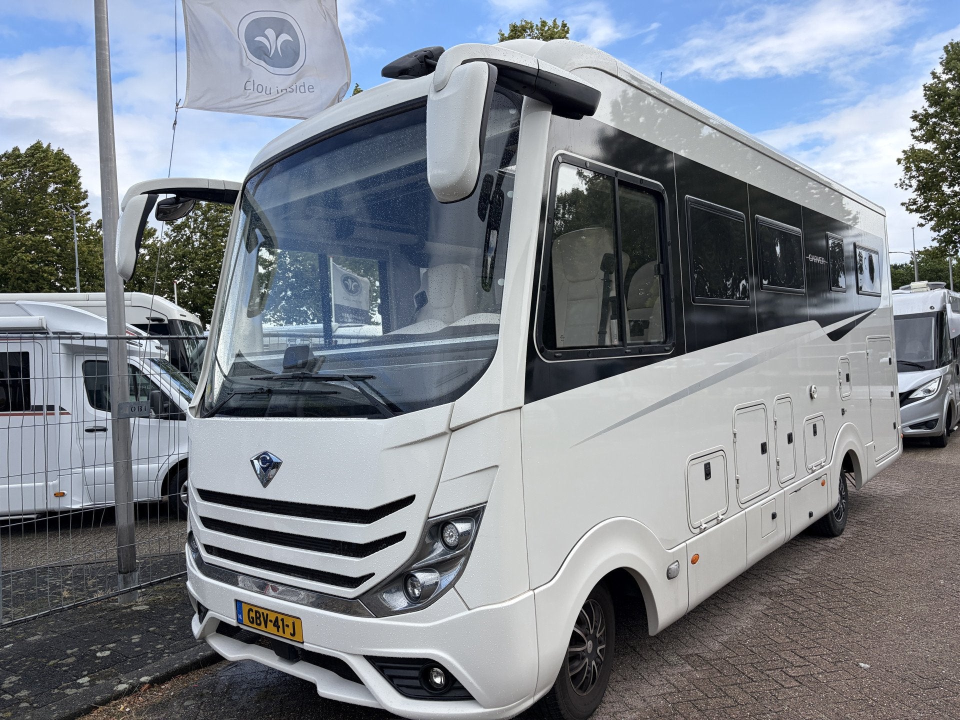 Concorde CARVER 790 L 207pk Aut Retarder Wasmachine Lithium, Caravans en Kamperen, Concorde, 7 tot 8 meter, Diesel, Mark@niesmannbischoff.nl