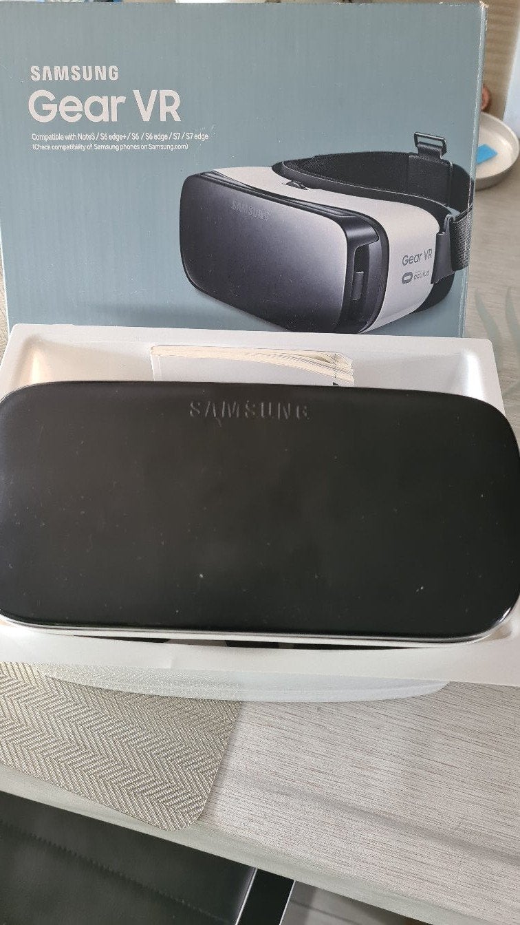 Samsung Gear VR Virtual Reality Bril, Ophalen, Zo goed als nieuw, Telefoon