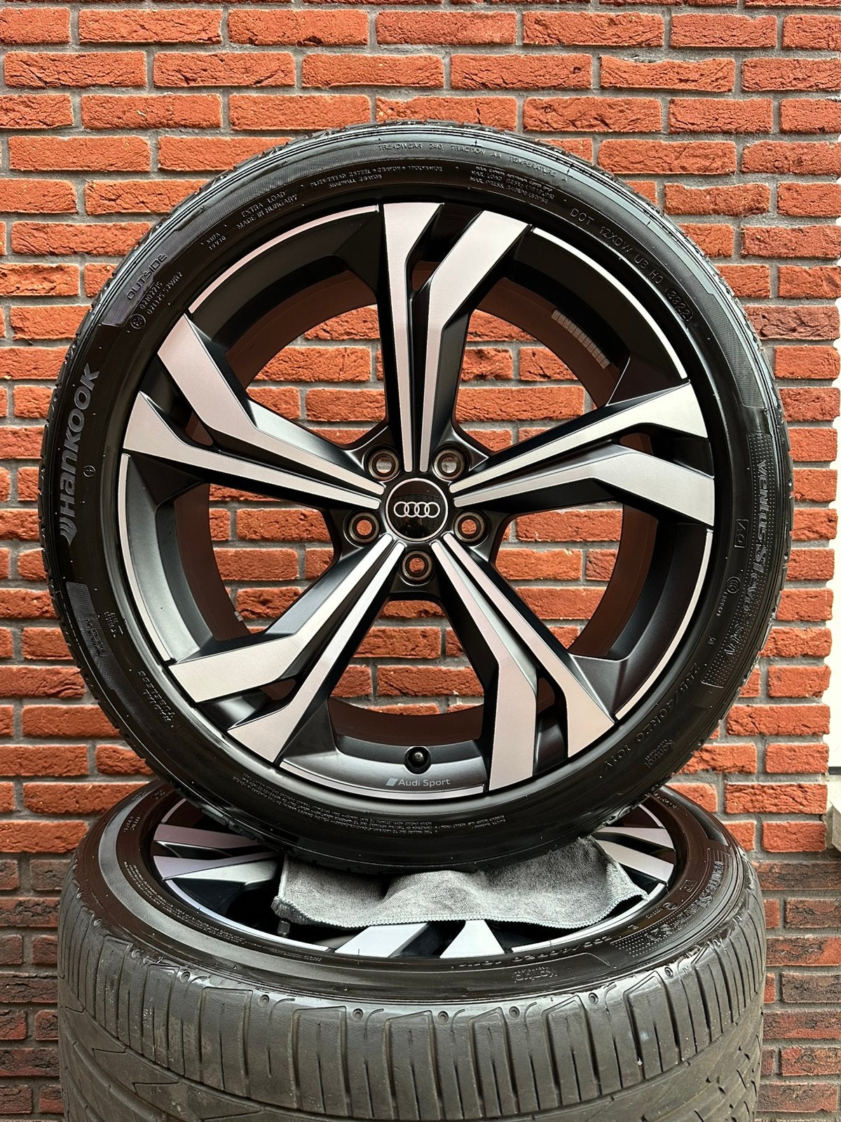 Originele Audi Q3 SQ3 RSQ3 velgen 20 inch, schadevrij, Ophalen, 255 mm, Banden en Velgen, Personenwagen