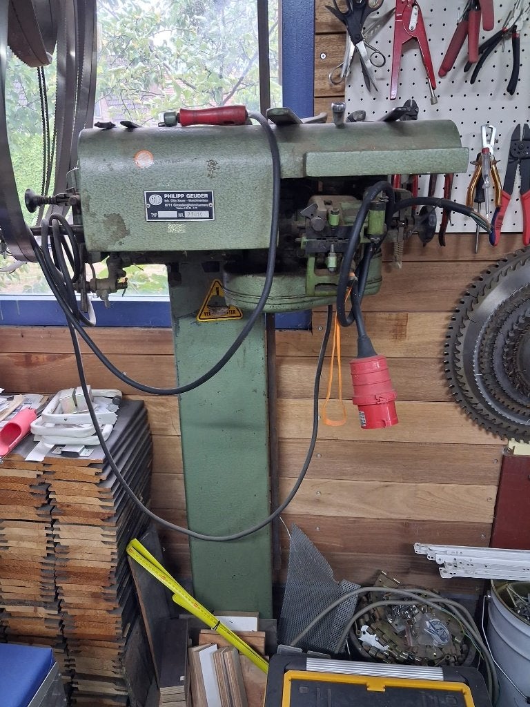 Lintzaag/slijp- en zetmachine, Ophalen, Gebruikt, 1000 watt of meer, Overige typen