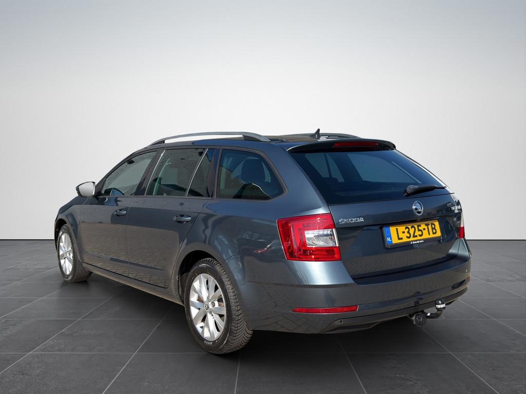 Skoda Octavia Combi 1.0 TSI Greentech Ambition Business|Trek, Auto's, Skoda, Gebruikt, Adaptive Cruise Control, 49 €/maand, Handgeschakeld