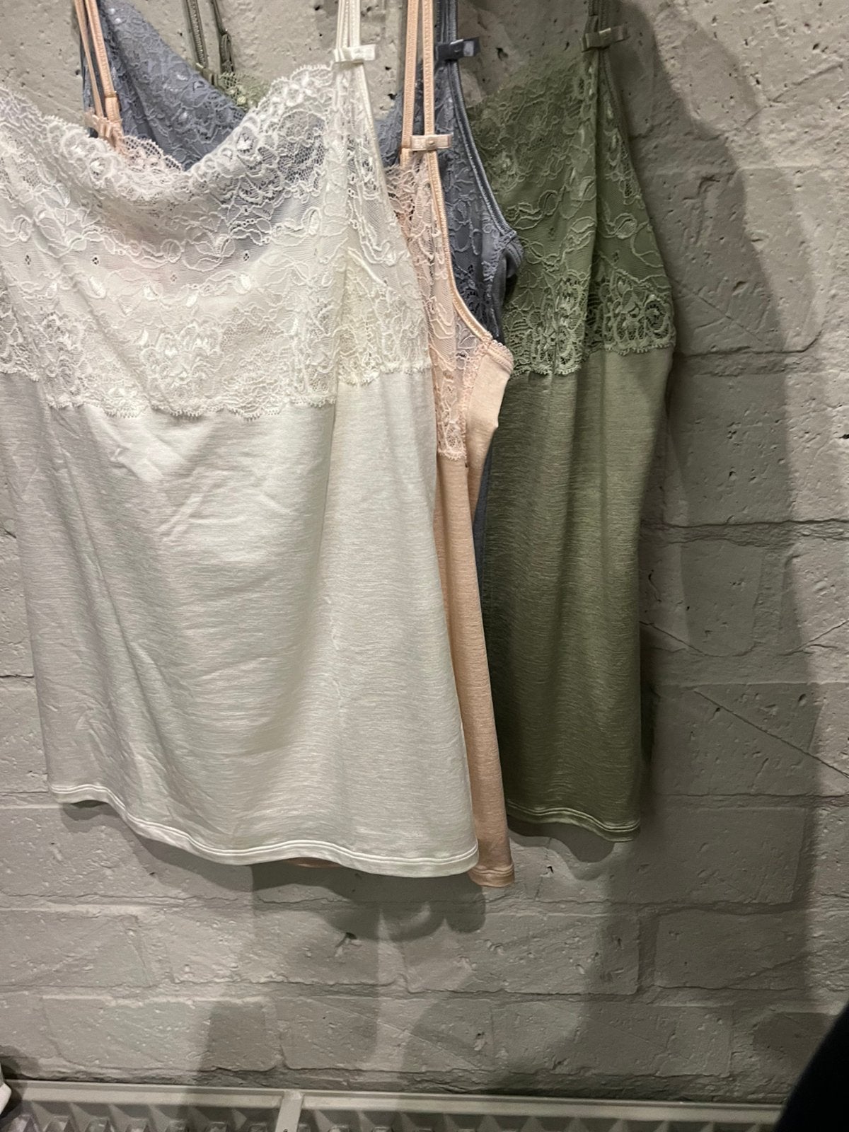 Calida Top met spaghetti bandjes div Kleuren NIEUW!! Nu 20%, Ophalen of Verzenden, Hemd