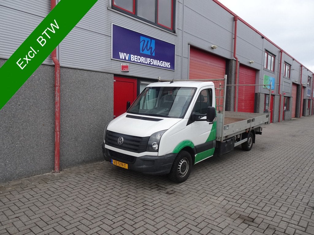 Volkswagen Crafter 50 2.0 TDI L3H1 openlaadbak 3 zits airco, Auto's, Bestelauto's, Euro 5, Gebruikt, Zwart, 4 cilinders