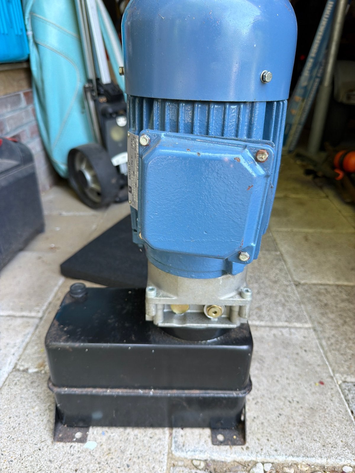 Hydraulische pomp met motor en ventielen, Ophalen of Verzenden