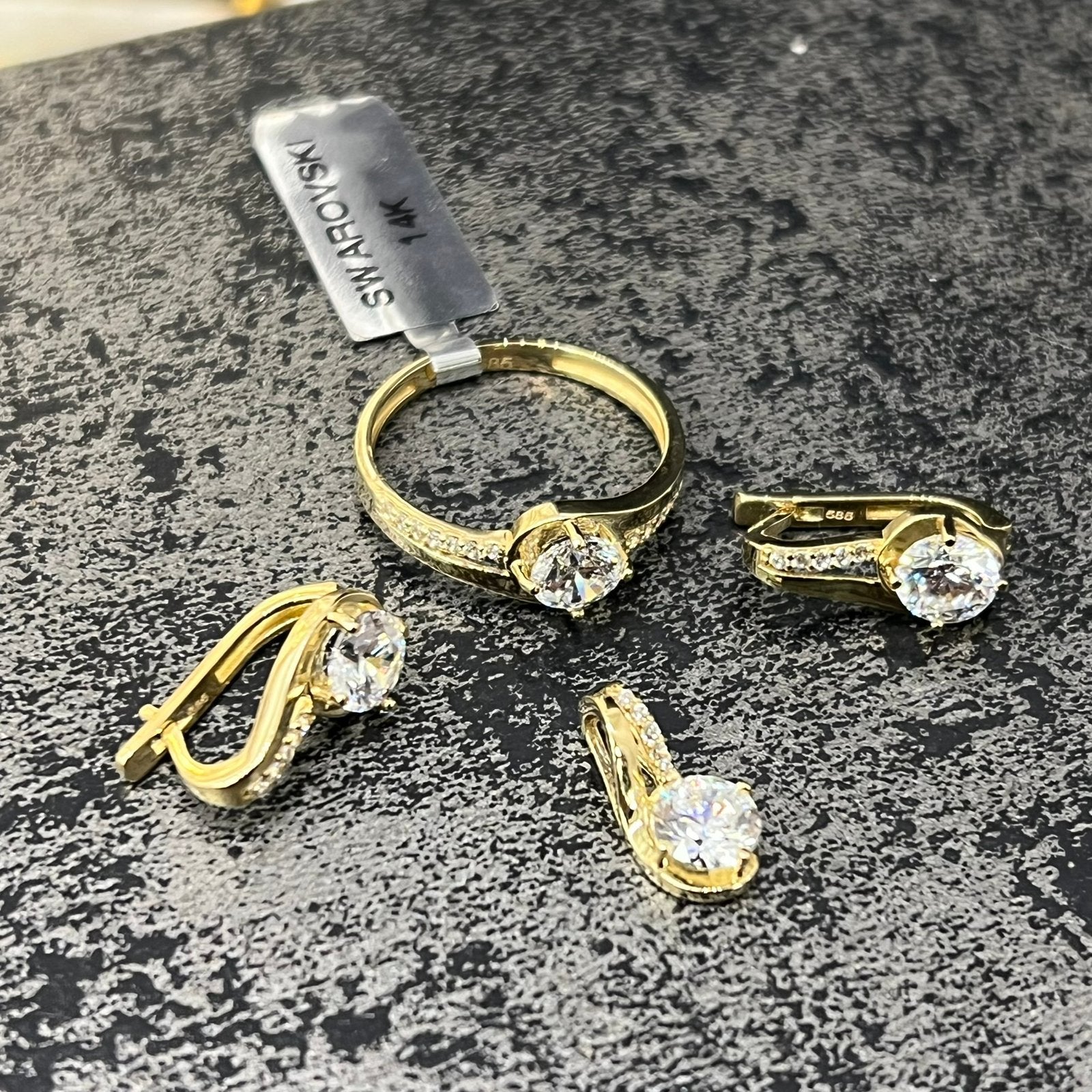 14 karaat gouden ring oorbellen hanger, Sieraden, Tassen en Uiterlijk, Ophalen of Verzenden, Nieuw, Goud