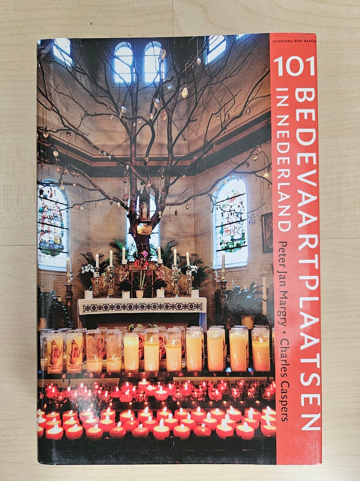 101 Bedevaartplaatsen in Nederland - Peter Jan Margry, Spiritualiteit algemeen, Ophalen of Verzenden, Zo goed als nieuw, Achtergrond en Informatie