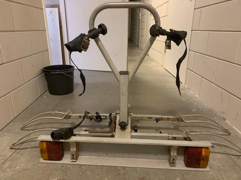 Gebruikte trekhaak fietsendrager voor 2 fietsen, Auto diversen, Fietsendragers, Ophalen, 2 fietsen, Gebruikt, Trekhaakdrager