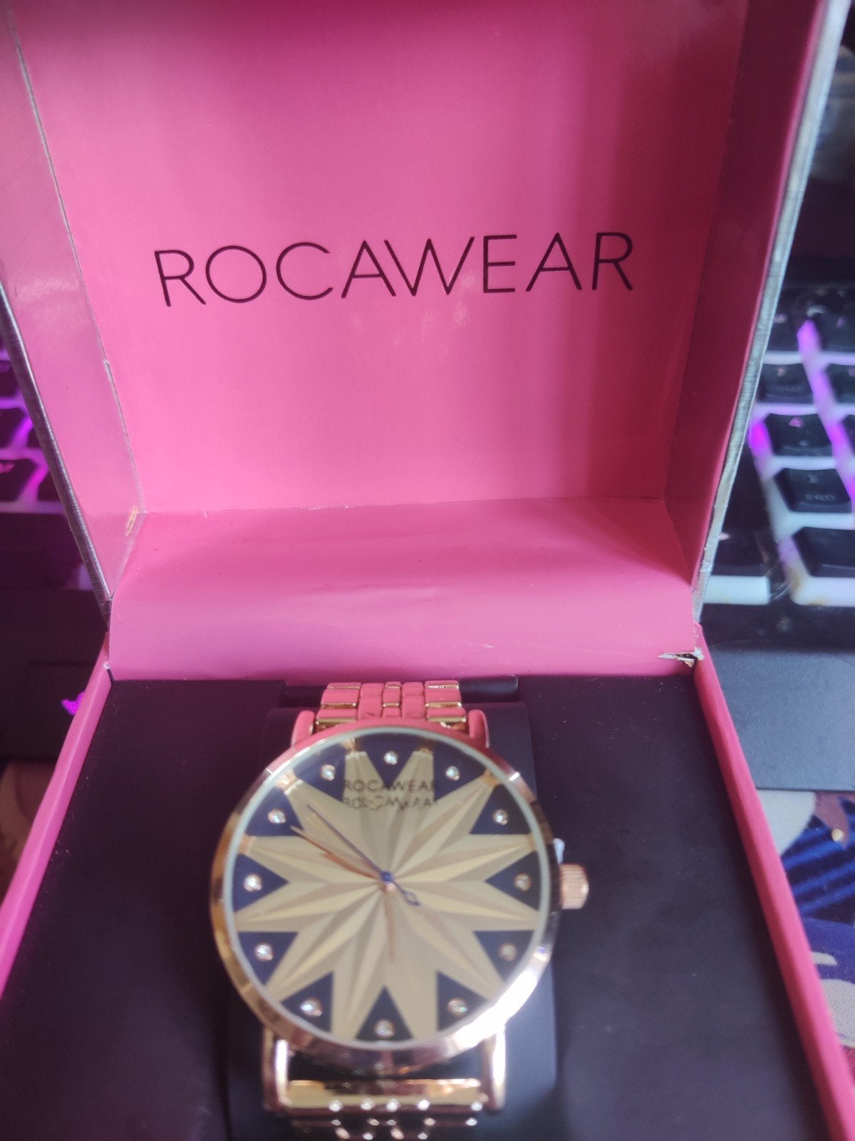 Rocawear Dameshorloge Goudkleurig met Strass, Overige merken, Overige materialen, Polshorloge, Overige materialen