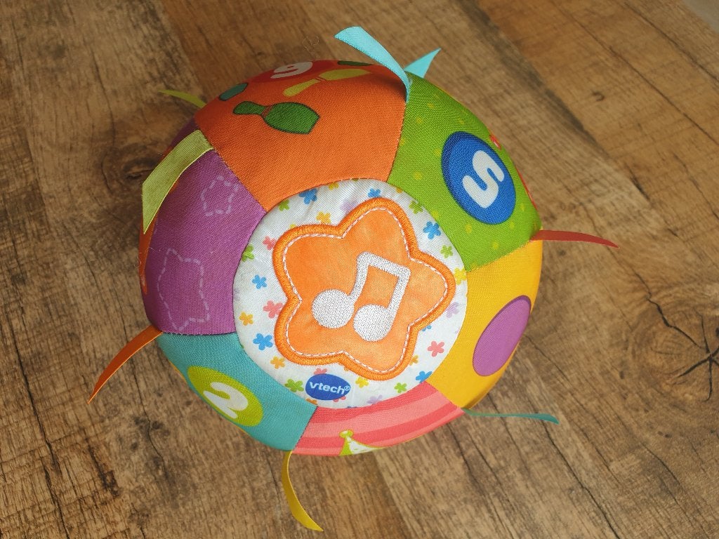 Vtech bal met muziek, Ophalen of Verzenden, Zo goed als nieuw, 6 maanden tot 2 jaar
