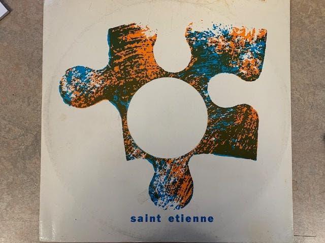 LP 12 inch Saint Etienne, only love can break your heart, Ophalen of Verzenden, Zo goed als nieuw, 12 inch