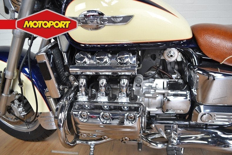 Honda GL 1500 C2 F6C Flat Six Valkyr (bj 1998), Dorneveld 180-184
B-1731  Zellik, BE, Honda Motor Europe, Chopper, Bedrijf