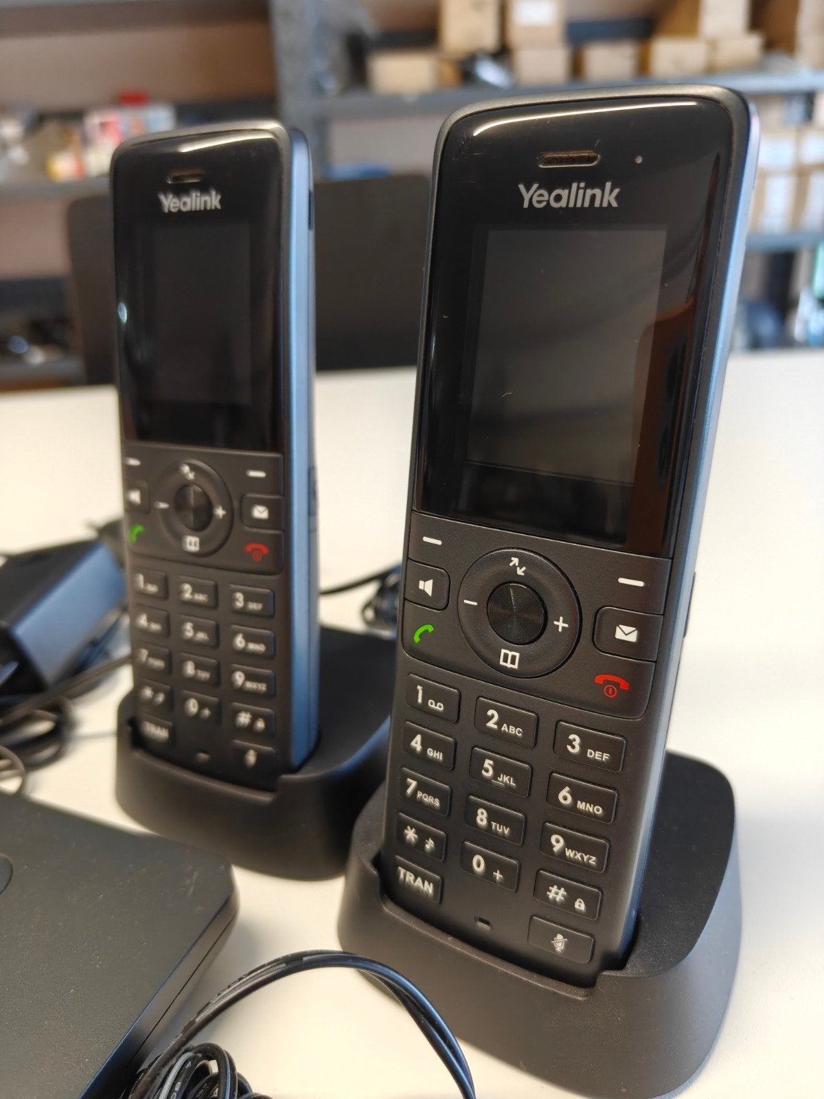 Yealink VOIP telefoonset ZGAN, Ophalen of Verzenden, Zo goed als nieuw, 2 handsets