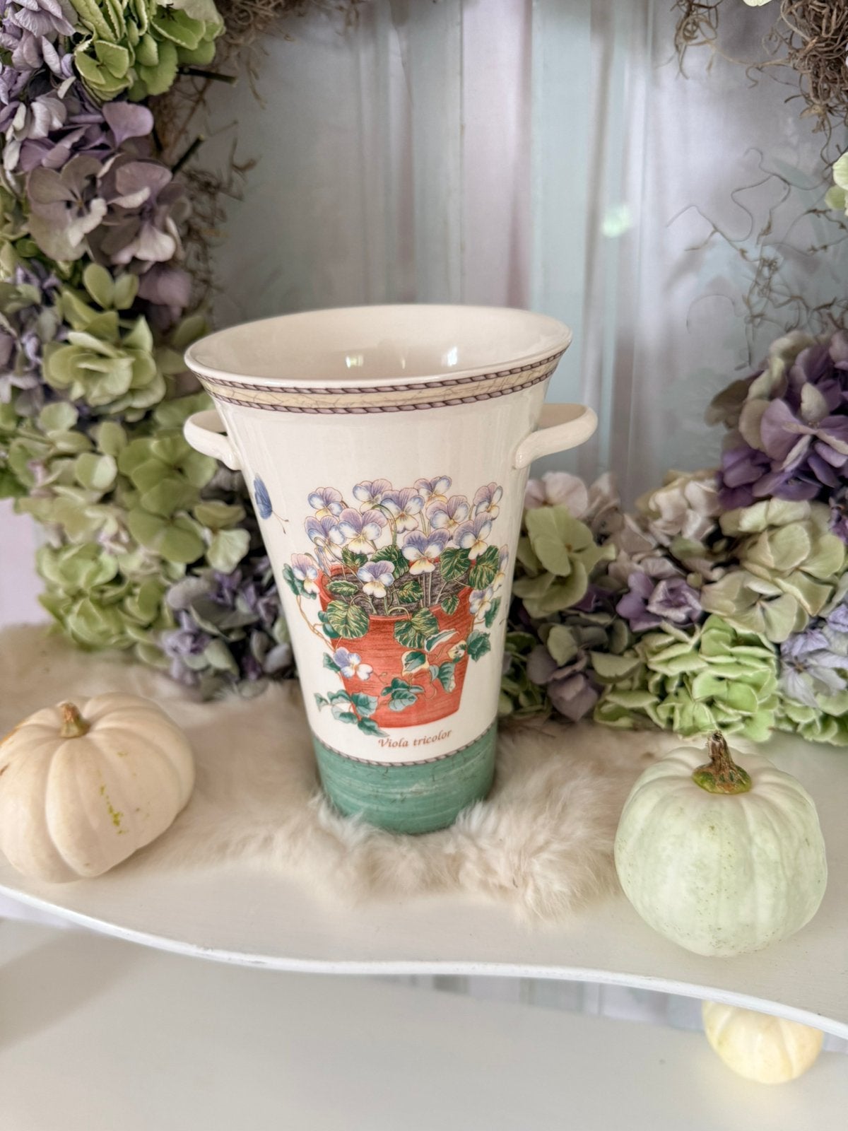 Sarah’s Garden Wedgwood zeldzame vaas, Ophalen, Zo goed als nieuw, Porselein, Overige typen