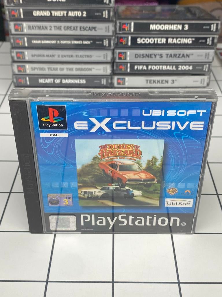 Dukes of Hazzard Racing For Home - PS1 PlayStation 1 Game, Ubisoft, Gebruikt, Www.ubisoft.com, Racen en Vliegen