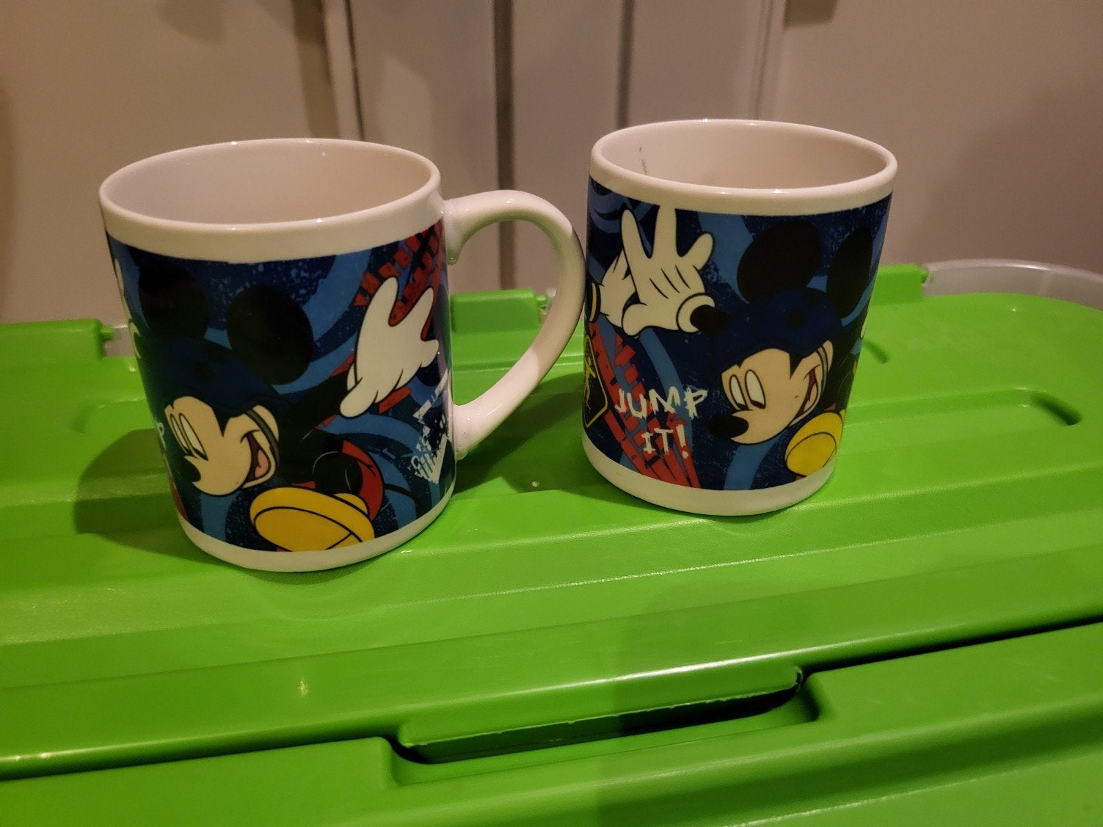 Set van 2 Mickey Mouse mokken - Disney, Gebruikt, Overige merken, Keramiek, Modern