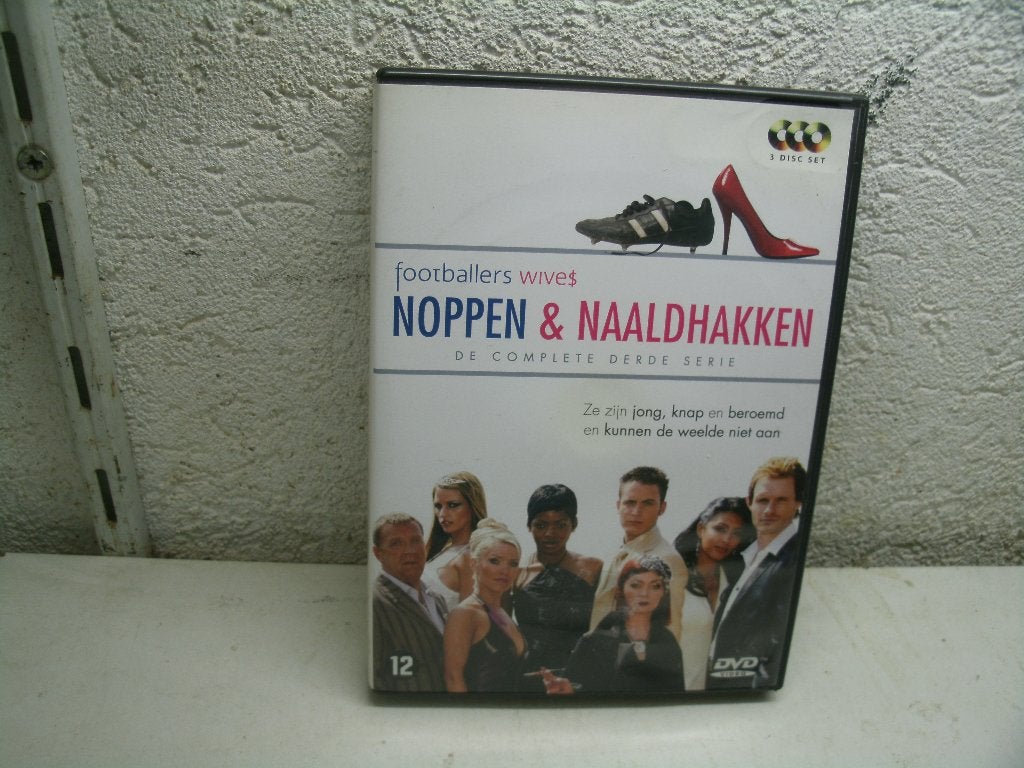 dvd 281b noppen & naaldhakken 3e compl 3 dvd, Alle leeftijden, Ophalen of Verzenden, Zo goed als nieuw