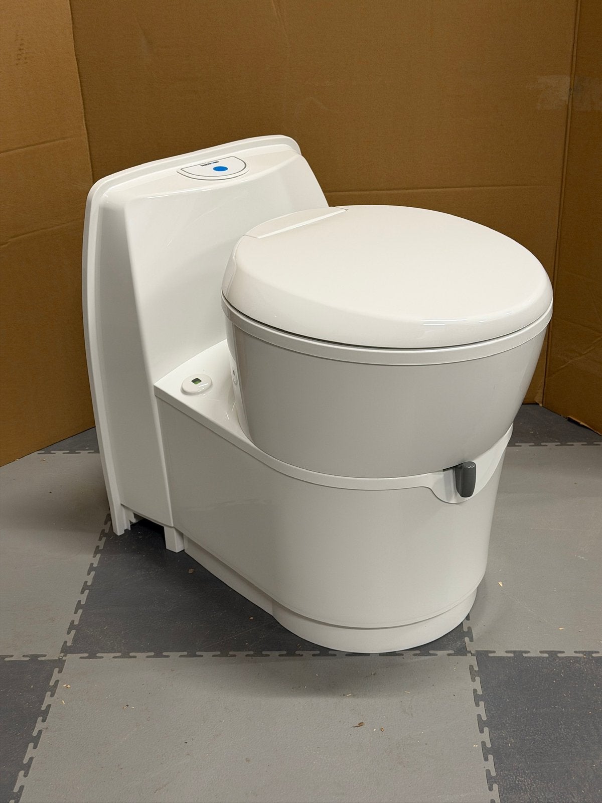 Thetford C224-CS inbouwtoilet nieuw in de doos., Ophalen of Verzenden, Nieuw
