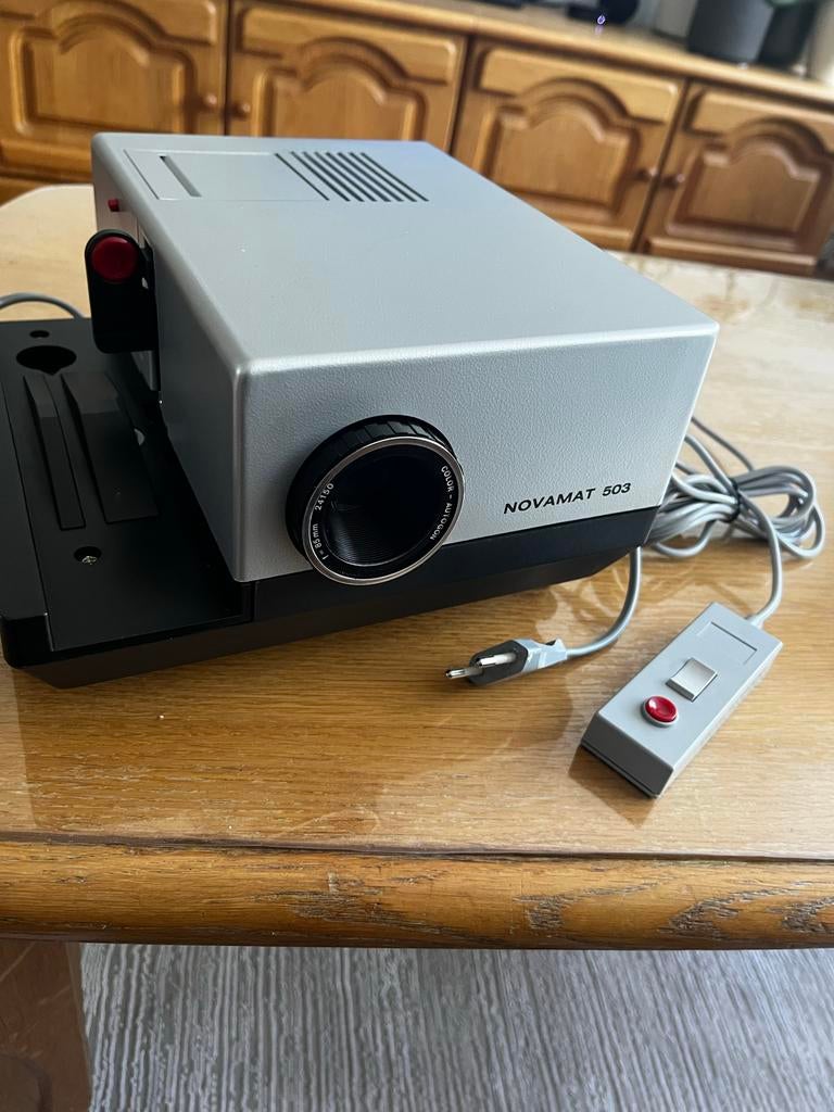 Vintage Diaprojector - Compleet en Goed Werkend, Ophalen, Zo goed als nieuw