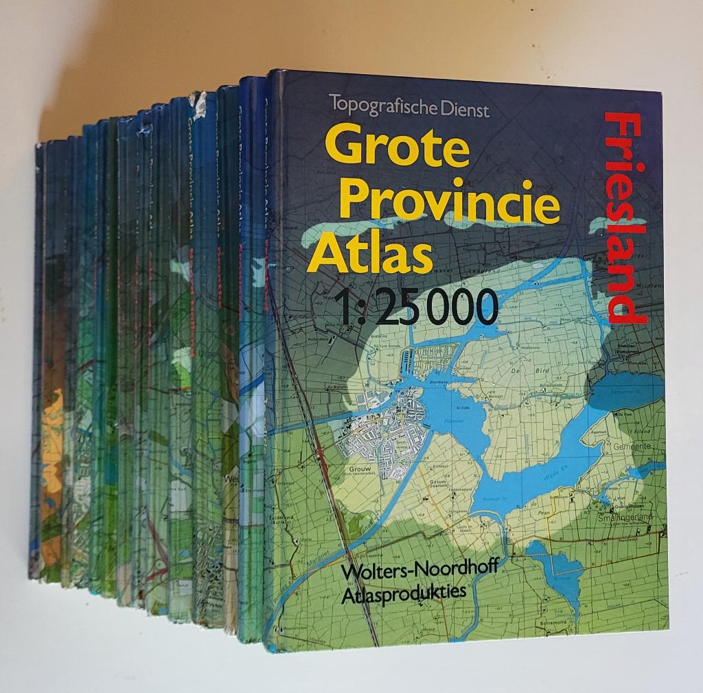 Verzameling (14) Provincie Atlassen 1:25000 (Top.Dienst.), Boeken, Gelezen, Topografische Dienst Nederland, Ophalen of Verzenden