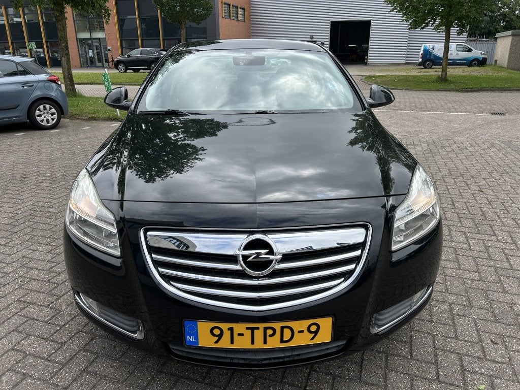 Opel Insignia 1.4 T EcoF. Edit. NAVI CRUISE CLIMA NAP, Auto's, Euro 5, 4 cilinders, Zwart, Bedrijf
