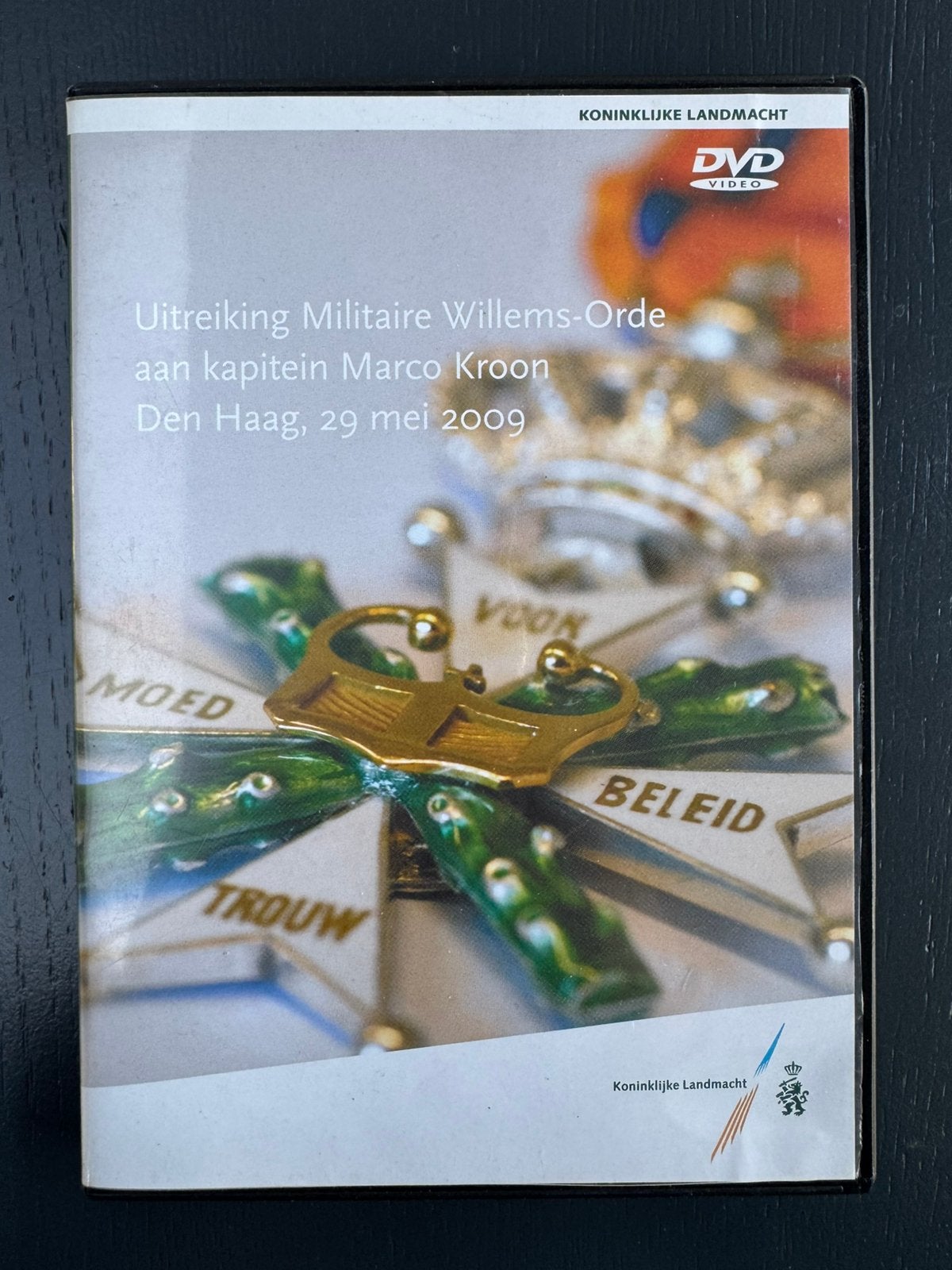 DVD uitreiking MWO aan kap. Kroon 2009, Verzamelen, Ophalen of Verzenden, Landmacht, Nederland, Overige typen