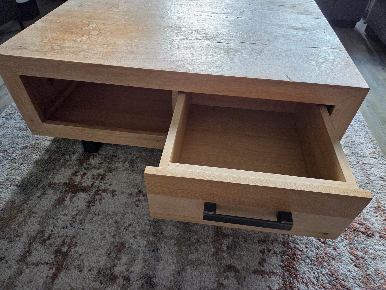 Eikenhouten salon tafel, Ophalen, Zo goed als nieuw, Vierkant, 50 tot 100 cm