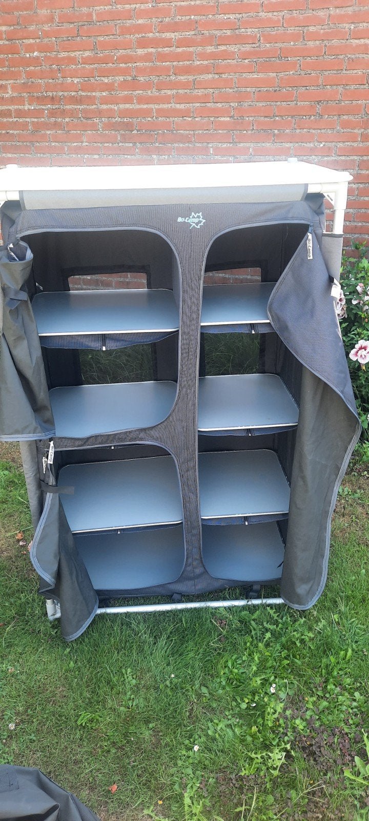Bo-Camp Opvouwbare Campingkast met Hangkast en Planken, Caravans en Kamperen, Kampeeraccessoires, Ophalen, Zo goed als nieuw