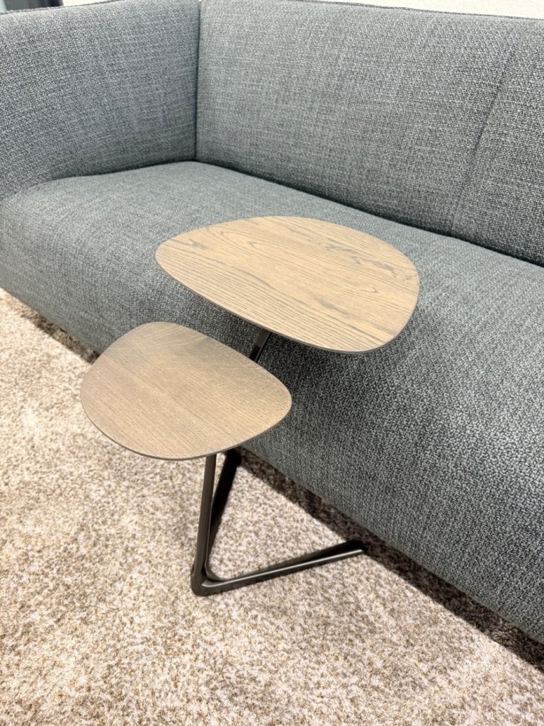 Nieuw Leolux Portello bijzettafel eiken hout Design tafel, 45 tot 60 cm, Minder dan 55 cm, Leolux, Info@leolux.nl