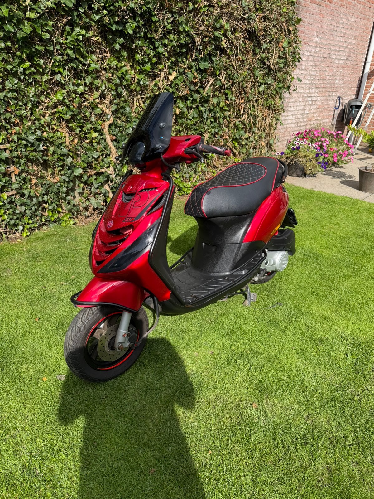 Piaggio Zip iGet 2023 80cc, Ophalen, Gebruikt, Maximaal 45 km/u, Zip