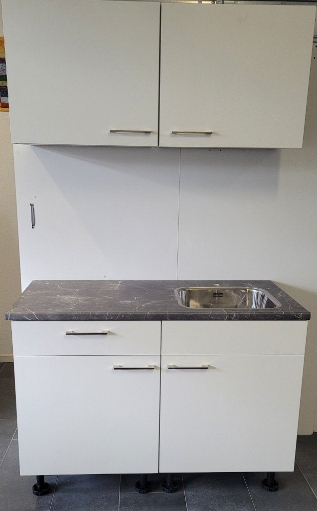 Nieuwe Bruynzeel ATLAS Pantry 120 cm / INNOVARE KEUKENS, Huis en Inrichting, Keuken | Complete keukens, Wit, Enkelwandige keuken