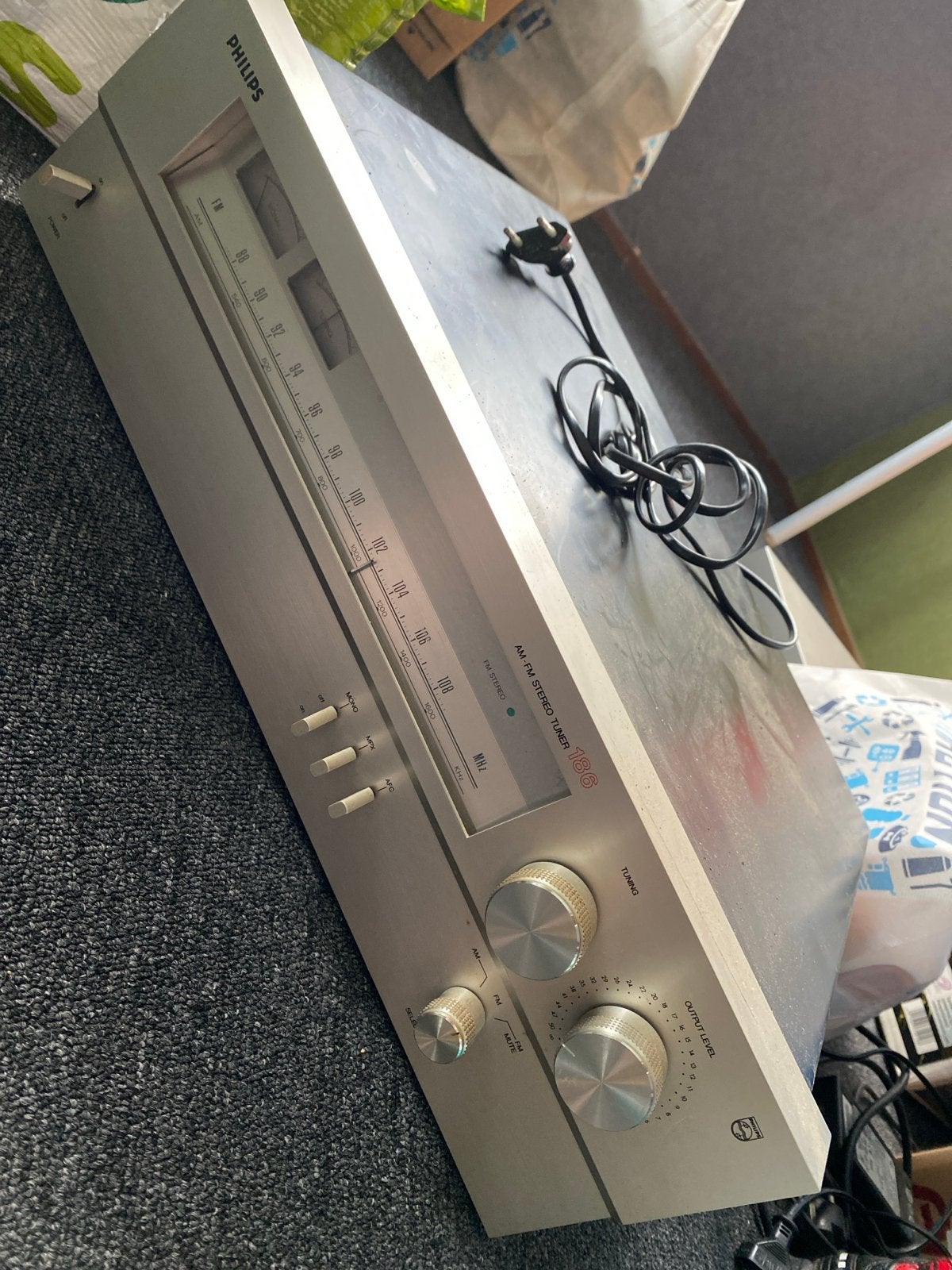 Philips AM-FM Stereo Tuner 186 - Niet getest, Ophalen of Verzenden, Gebruikt, Analoog