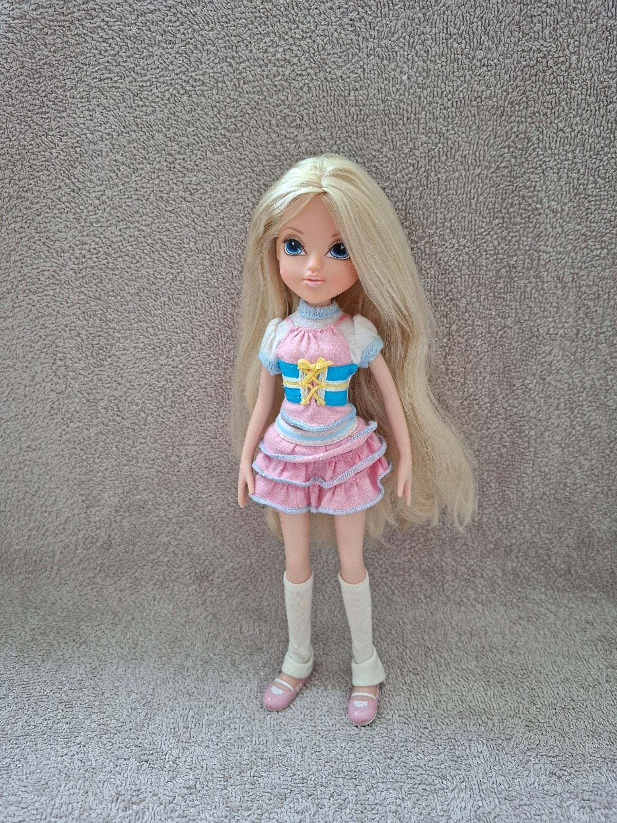 Moxie Girlz Doll Avery. Editie: Art-Titude, Verzamelen, Ophalen of Verzenden, Zo goed als nieuw, Fashion Doll