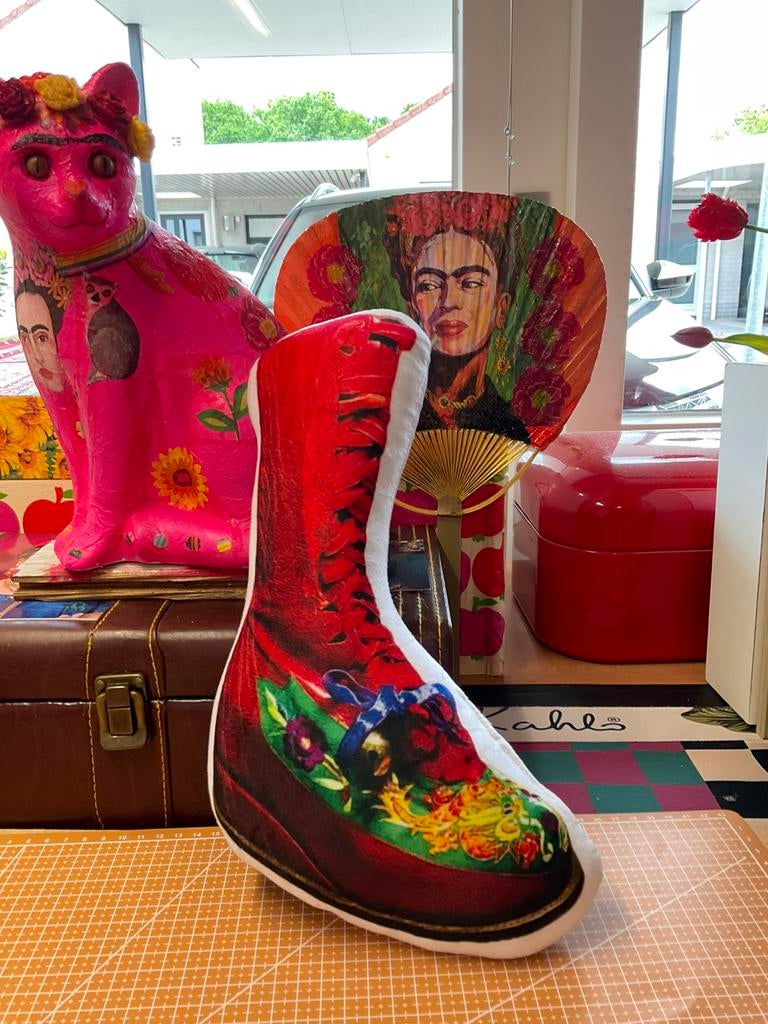 Frida Kahlo kopie laars in zacht materiaal, als object, Verzamelen, Ophalen of Verzenden, Nieuw, Overige typen