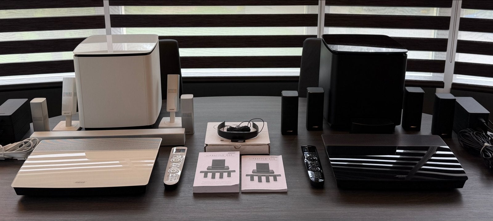 Bose Lifestyle 650 (wit) & Lifestyle 600 (zwart), 70 watt of meer, Zo goed als nieuw, 5.1-systeem, Overige spelers