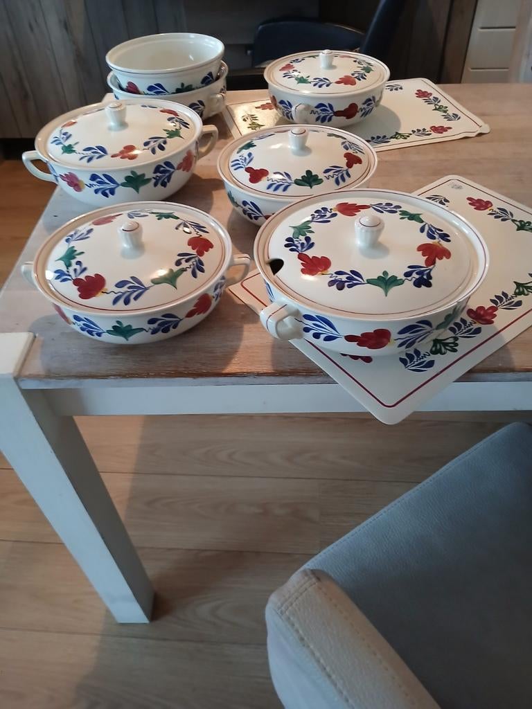 Boerenbont dekschalen, Huis en Inrichting, Keuken | Servies, Overige typen, Ophalen of Verzenden, Zo goed als nieuw, Aardewerk