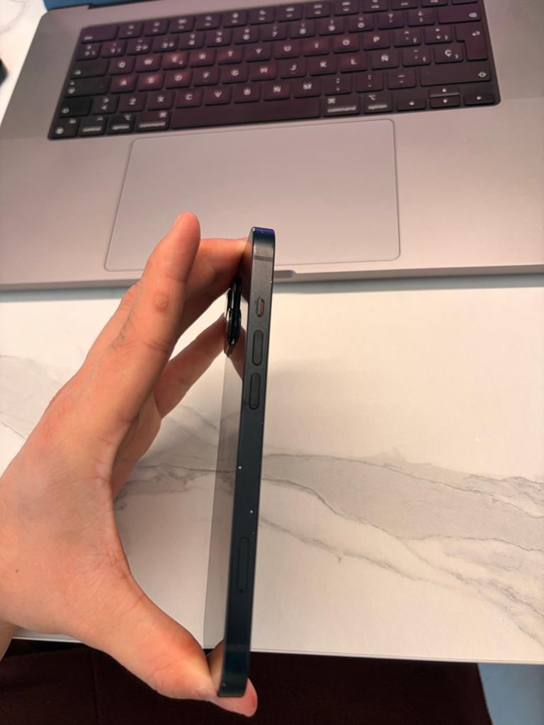 iPhone 13 128GB - Goede staat, batterij 75%, Ophalen, Zo goed als nieuw, 10 inch, Bescherming voor- en achterkant