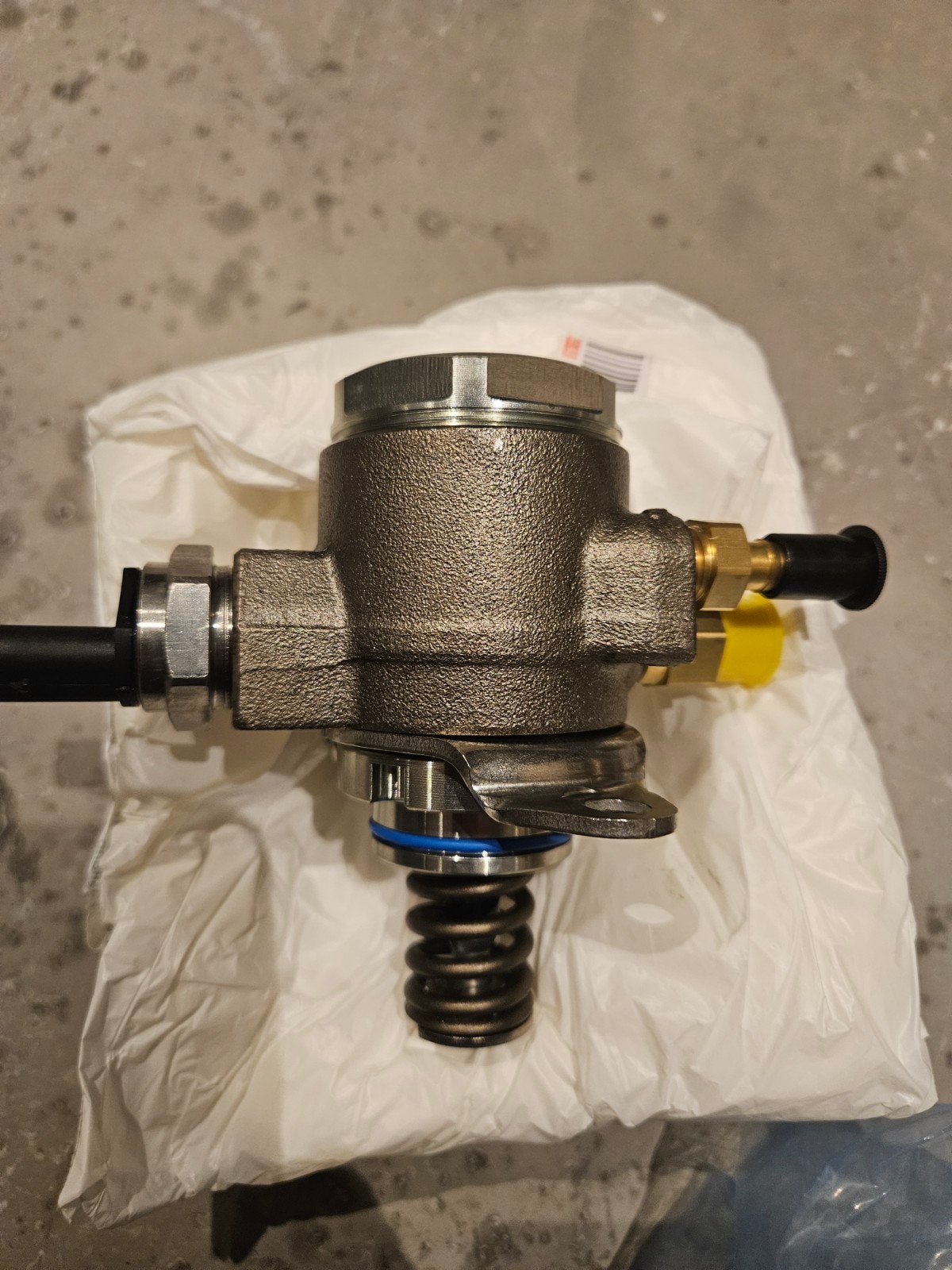 Nieuwe Hogedruk Brandstofpomp VW Golf VI 03C 127 026 R, Ophalen of Verzenden, Nieuw